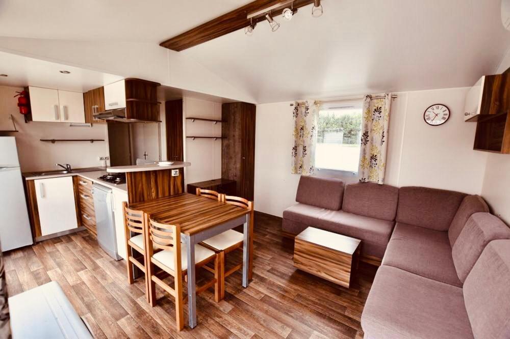 Les Pierres Couchees 4 Etoiles A St Brevin Les Pins Emplacement Br22 3Ch 2Sdb 8 Personnes Сен-Бревен-ле-Пен Екстериор снимка